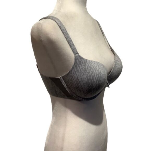 SPANX PILLOW CUP BRA IN GREY SIZE 34C NWT - Picture 2 of 9